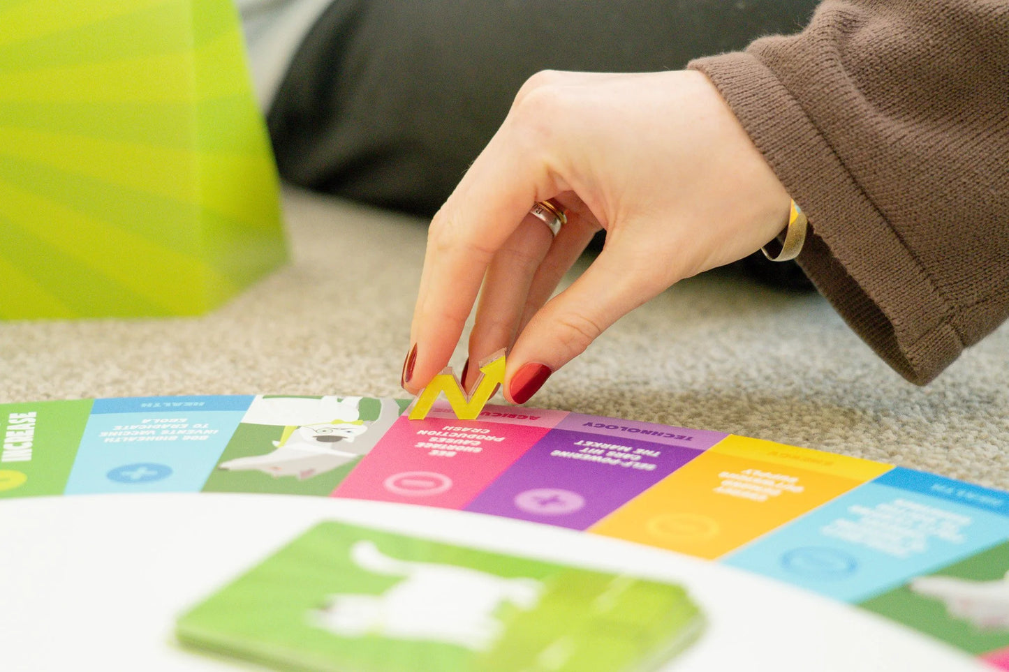 Sharenanigans: Investing Boardgame 🎲 Pre-Order 12th Dec